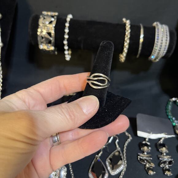 Vintage To Now Lot Silver tone Jewelry Necklace Bracelet Earrings Ring Owl - Picture 9 of 11